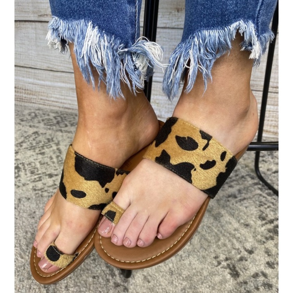 Cowprint/cowhide sandals